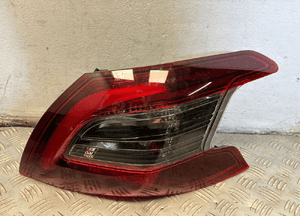 Lampa prawy tyl peugeot 308 ii T9 9823728580 org 1