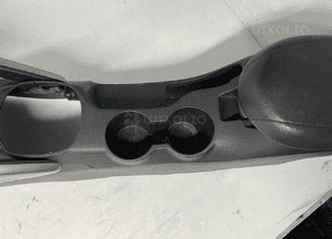 TUNEL ŚRODKOWY HYUNDAI VELOSTER 2012 84611-2v900 4