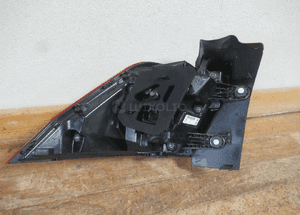 Lampa tylna tył prawa lewa vw tiguan ii 2 lift iq.light 5NA 2020- 12