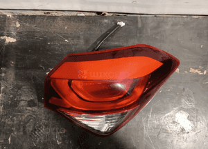 Lampa prawy tył w błotnik hyundai I20 ii 92402-C8000 3