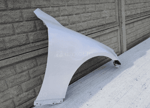 Lexus is 2 220 250 350 lift 2010-2013 błotnik prawy 3