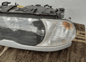 Bmw E46 sedan lampa przód lewa + listwa 3