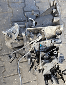 Peugeot 307 407 Citroen C4 C5 2.0  16V Skrzynia biegów 20DM37 1
