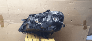 Lampa prawy przód przednia prawa VW Polo IV 9N Nowa TYC 20-0729-15-2 8
