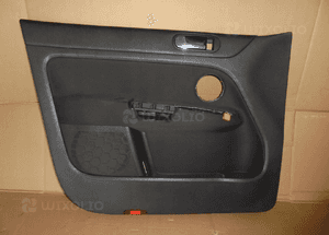 Tapicerka boczek lewy przod vw golf v plus bdb. 1