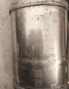 Bmw M4 F82 cs wydech tłumik katalizatory 7854735 7850083 8095717 15