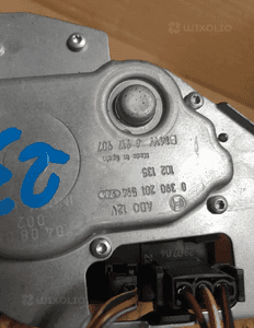 BMW X3 E83 SILNICZEK WYCIERACZKI TYŁ 0390201594 2