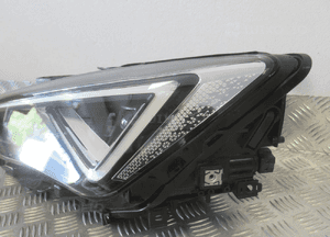Lampa przednia przód lewa seat leon iv 4 full led 2020- 10