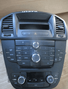 Radio wyświetlacz panel klimatyzacji opel insignia a 13273252 13273095 2