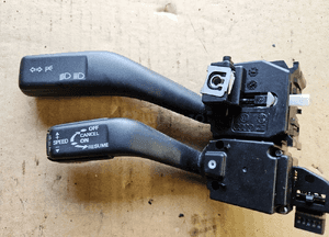 Audi A3 8P0 przełącznik tempomatu świateł 8P0953513 1