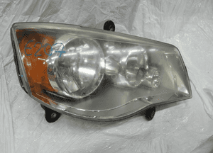 Chrysler voyager 08-15 bdb lampa przednia prawa tyc 2
