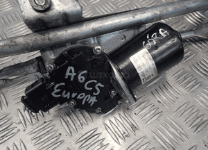 AUDI A6 C5 MECHANIZM WYCIERACZEK PRZÓD 8D1955113C RADOM 2