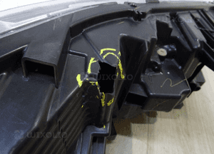 Lampa lewa FORD MUSTANG MACH E LED LJ8B13E015BE 8