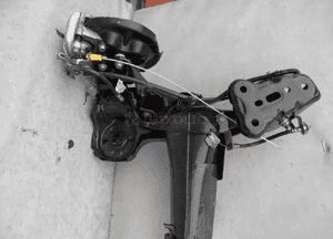 Oś tylna belka tył corsa f peugeot 208 ii 3