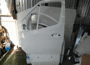 MERCEDES SPRINTER 907 DRZWI PRZEDNIE LEWE 1