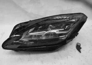 Jaguar e pace lampa przednia lewa 1