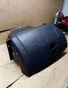 Schowek pasażera Europa Renault Clio III 8200475692 2