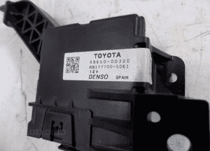 Toyota yaris iii moduł klimatyzacji 88650-0D320 3