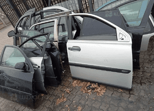 drzwi prawe przód volvo x 90