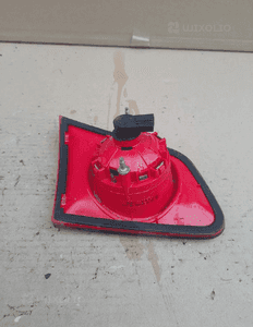 Lampa prawy tył w klapę vw passat B6 kombi nr 3C9945094A 4