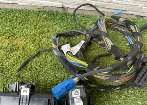 Kamera cofania klapa tylna bmw F33 F83 instalacja 3