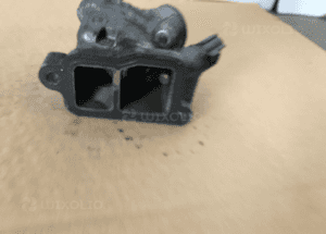 Obudowa termostatu Volvo S60 2.4 D5 185Km 3