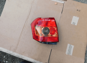 corolla E12 lampa prawa WYSYŁKA
