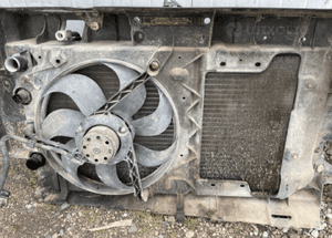 VW polo 1.0/1.4 benzyna klima  pas przedni belka chłodnice wzmocnienie chłodnice zamek maski 3