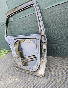 Drzwi Tyl Tylne Lewe Prawe Czarne VW Golf IV 4 5D Drzwi Poszycie 18