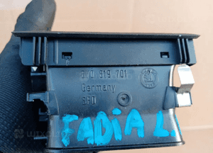 Kratka nawiewu powietrza lewa Skoda Fabia I 6Y0819701 5