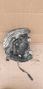 Zwrotnica piasta prawy przód przednia prawa BMW 3 E91 6764444 5