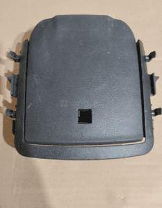 Schowek gniazdo usb zapalniczka opel zafira c iii 3 1