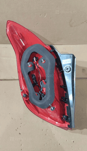Lampa prawa tył tylna opel mokka 42599463 3