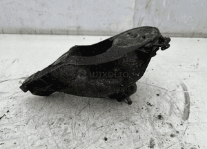 Audi A6 C6 wpornik łapa mocowanie silnika prawe 4F0199352M 2