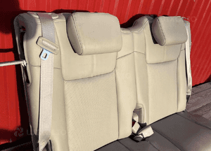Jeep commander xk xh kanapa trzeci rząd idealna 8