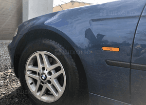 Blotnik lewy przod bmw E46 compact mysticblau 2