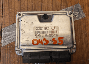 Komputer 8E0907551B 0261207473 Moduł Sterownik Silnika Silnik 3.0 V6 ASN Audi A4 B6 1