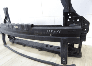 Hyundai I40 pas przedni  belka 64101-3ZXXX 2