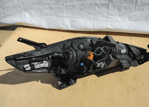 Lampa lewa prawa przednia mazda 5 10