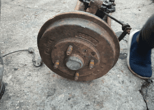 Mazda 323 323f BJ 98-03 Sanki belka wahaczami tył 8