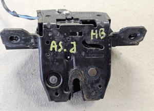 Opel Astra J 4 IV kombi HB  zamek klapy tył tylnej 3