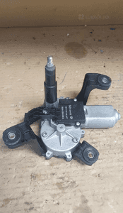 SILNICZEK WYCIERACZKI TYLNEJ  OPEL ASTRA J  nr 13256917 5