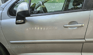 Peugeot 207 drzwi przód przednie prawe EZRC 3