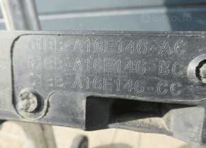 Pas wzmocnienie przednie ford fiesta MK7 lift C1BB 2012- 12