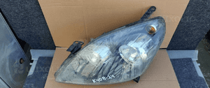 Przod przednia lampa lewa opel zafira b 2