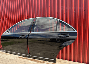 Mercedes W221 drzwi 197 lewy tył oryginał w kolor 1