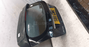 Klapa tył tylna bagażnika ford fiesta MK.7 7 vii D9 czarny hb 4
