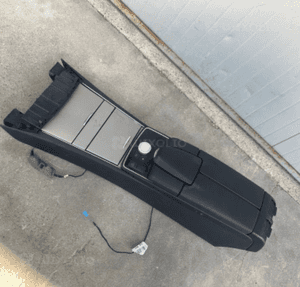 MERCEDES C 204 e 207 e 212 podłokietnik schowek przedni LIFT usb 1