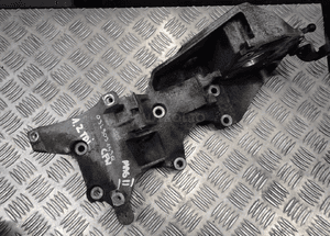 Łapa wspornik alternatora vw skoda audi seat 1,2 tdi cfw 03L903143Q radom 2