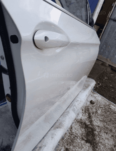 Drzwi prawy przod bmw F10 kompletne F11 8